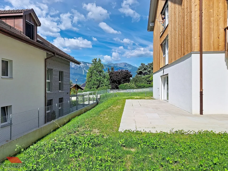 Ollon - Nuovo appartamento 4.5 locali con giardino
