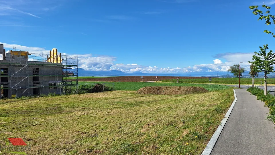 Le Mont - Nuovo appartamento di 5.5 stanze con giardino