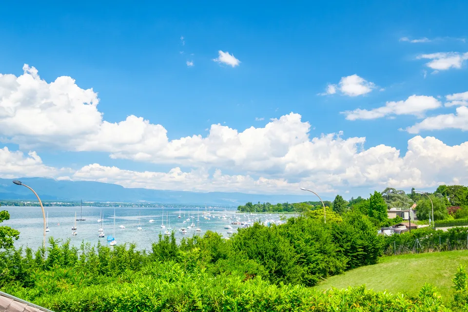 Superba proprietà in prima linea sul lago, Cologny