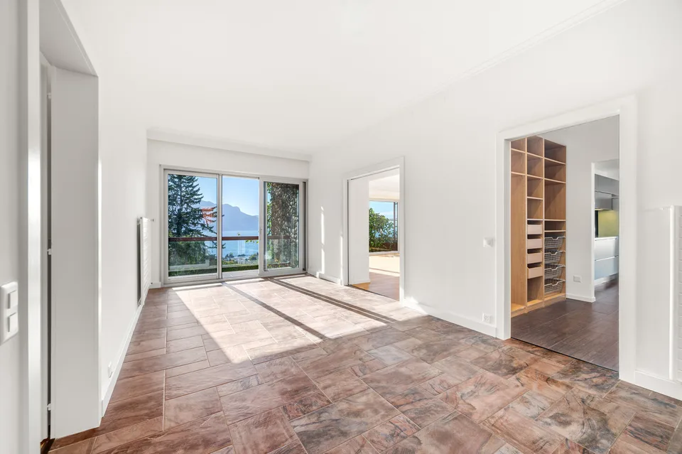 Propriété contemporaine rénovée avec vue panoramique à Chernex