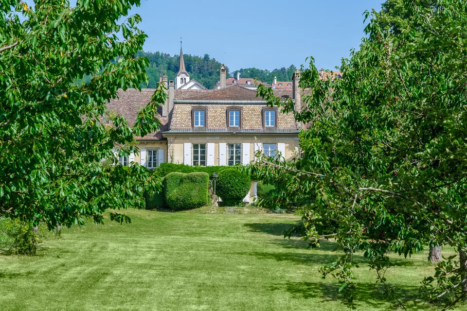 Château du XVIII, parc de 15'000 m2, Entre Lausanne et Genève