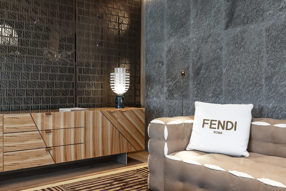 FENDI Residenzen - Luxuswohnung im 2. Stock, Ostausrichtung (P22)