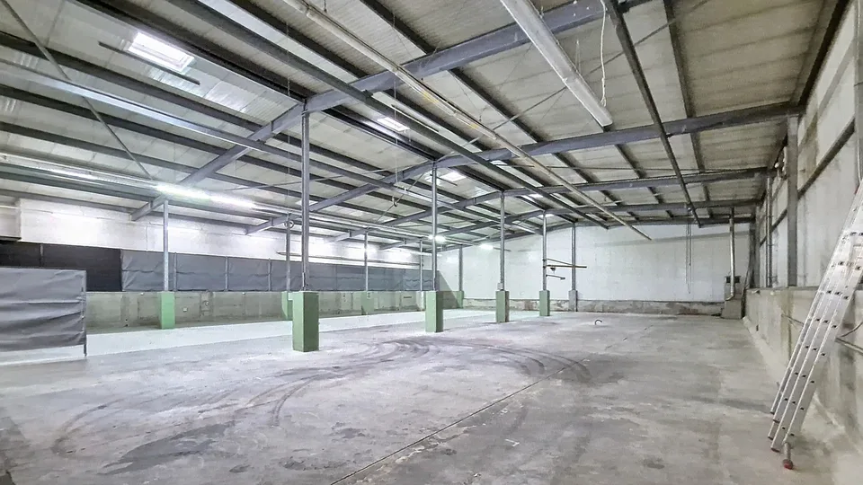 Capannone industriale di 790 m2 (lotto 2) a Lucens / VD