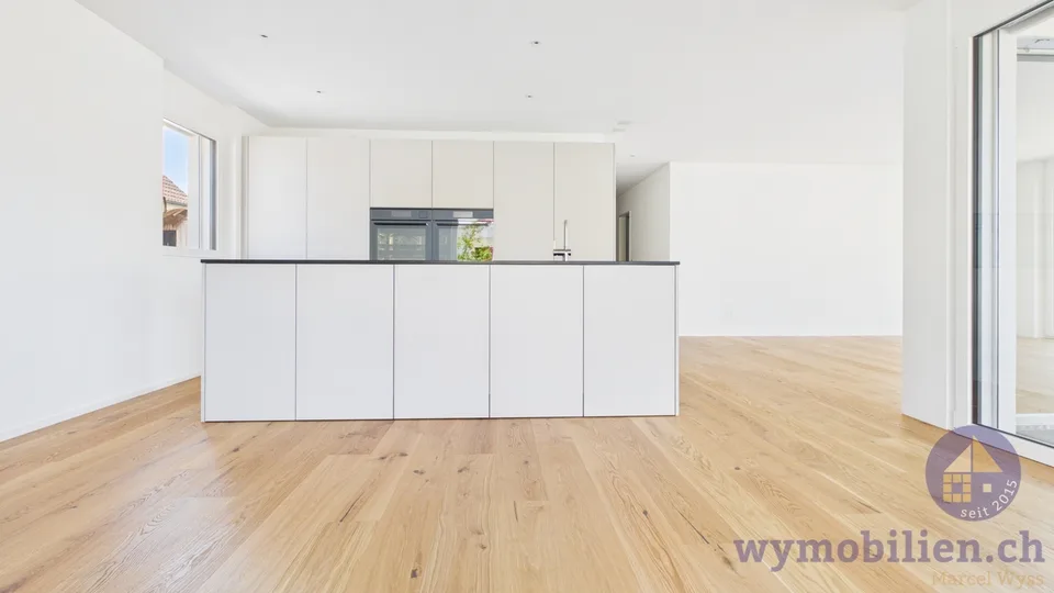 4.5 pièces - Suite avec salle de bain, espace jardin privé