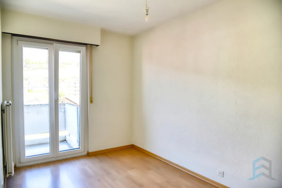 ESCLUSIVITÀ Ampio appartamento 4 ½ locali vicino al centro
