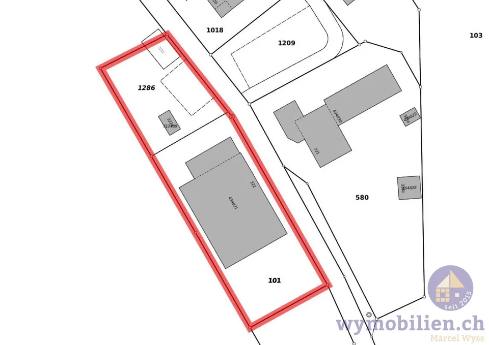 Dreifach attraktiv: Minergie-Wohnungen, rentabler Gasthof + Bauland!