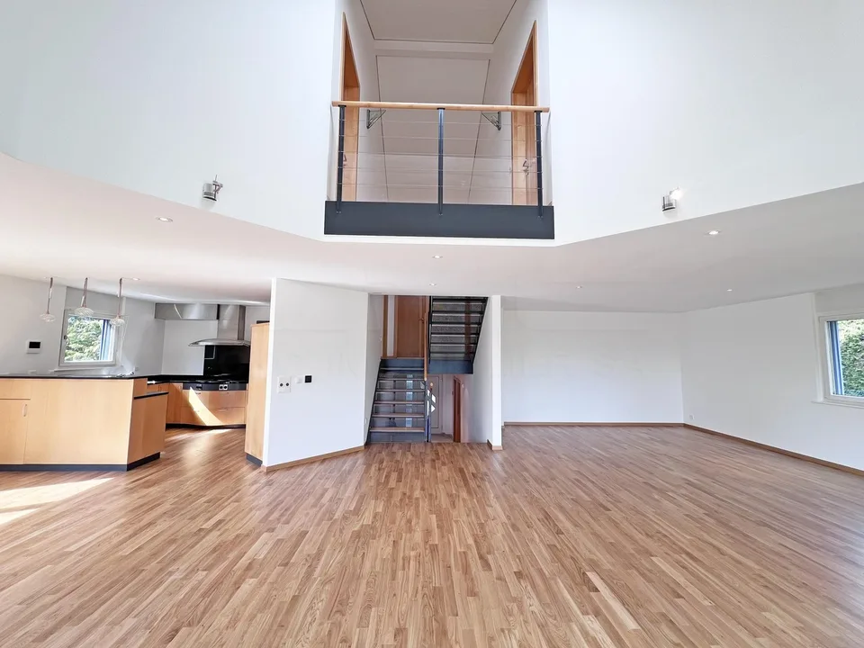 Geräumige Familienvilla mit Pool und Jacuzzi