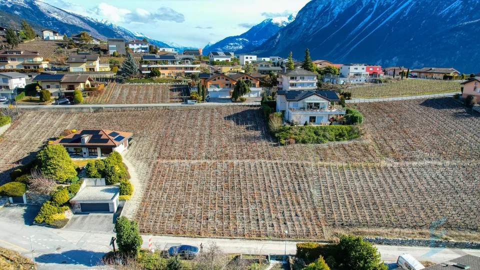 EXCLUSIVITE Splendide terrain à bâtir de 804m² à Miège (Noble-Contrée)