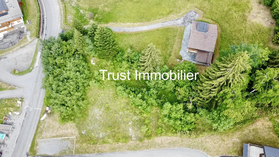 8002M-Gryon-Terrainà bâtir de 2'127 m², situé en zone Chalet B
