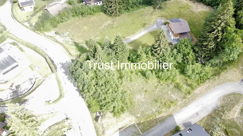 8002M-Gryon-Terrainà bâtir de 2'127 m², situé en zone Chalet B