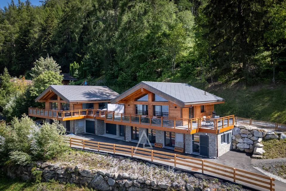 Chalet contemporaneo a pochi passi dal centro di Haute-Nendaz