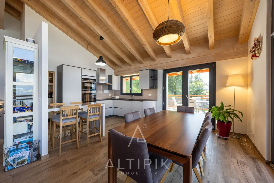 Chalet contemporaneo a pochi passi dal centro di Haute-Nendaz