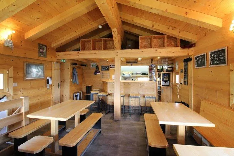 Wunderschönes Restaurant an den Skipisten