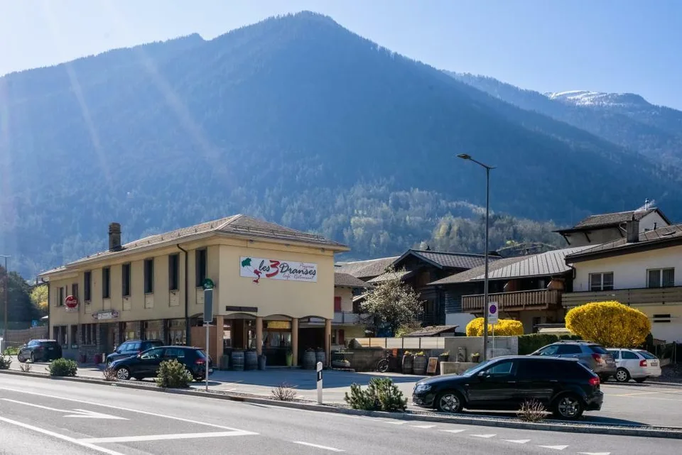 Investissement sûr - actif exploité, rendement et visibilité