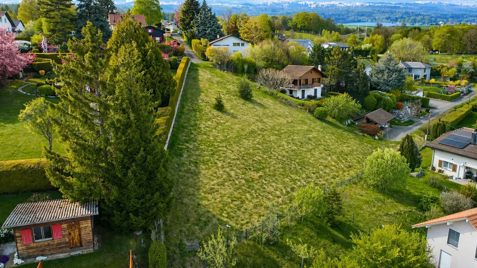 Baugrundstück mit atemberaubendem Blick auf die Alpen!