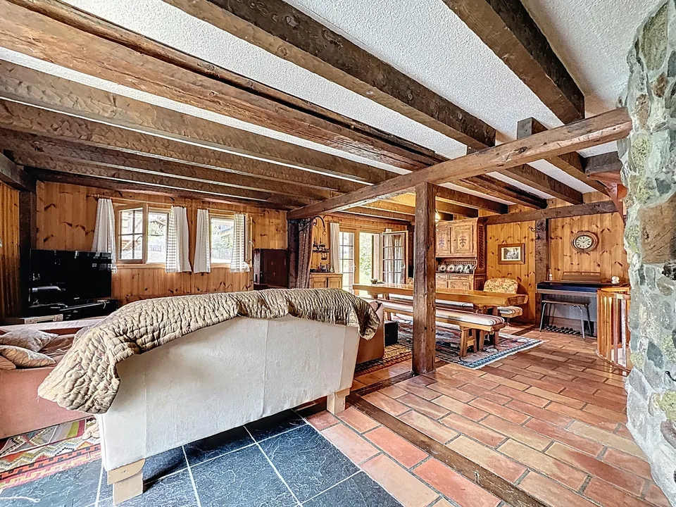 Chalet individuel 3 chambres à Bruson avec garage et carnotzet