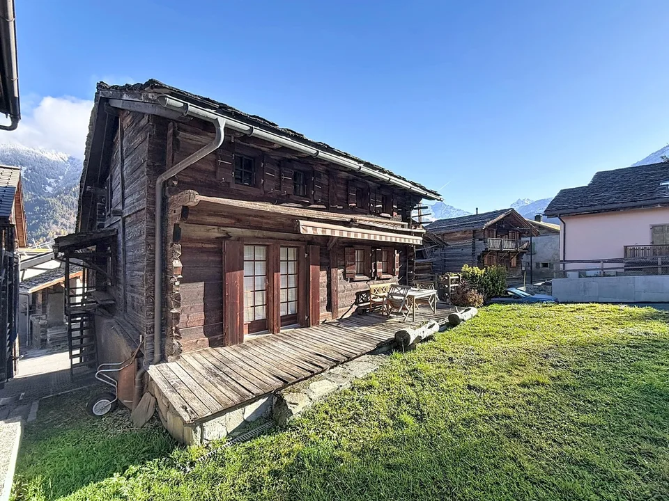 Chalet individuel 3 chambres à Bruson avec garage et carnotzet