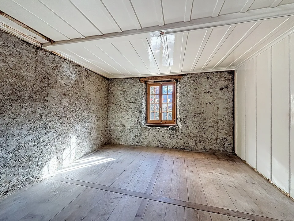 Chalet à rénover – L'âme d'une grange alpine à Sarreyer – Foto 24 von 26