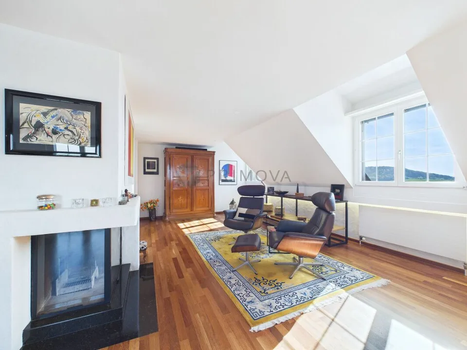 Maisonette luminosa con stile, fascino e vista mozzafiato