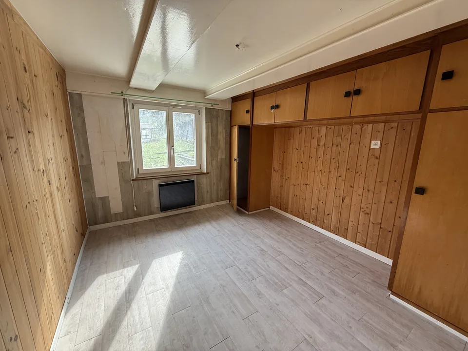 Immeuble avec 2 logements, grand jardin et combles aménagés à Vendlincourt – photo 11 sur 13