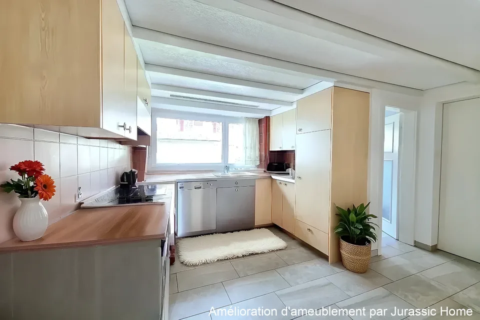 Komplett renovierte 4,5-Zimmer-Wohnung mit Balkon und Garten