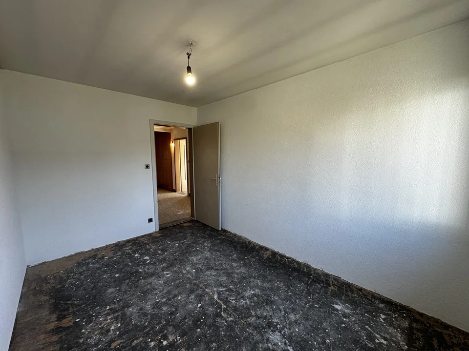 Large house of 207 m² with great potential in Fontenais