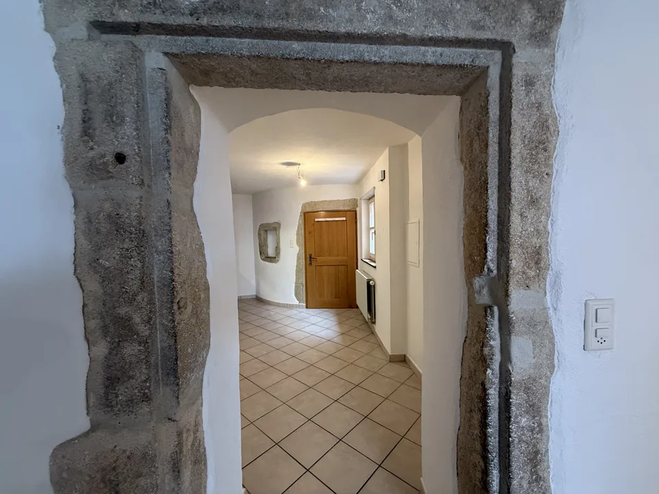 Ertragsgebäude im Herzen von Porrentruy Rue du Collège 11 – Foto 7 von 12