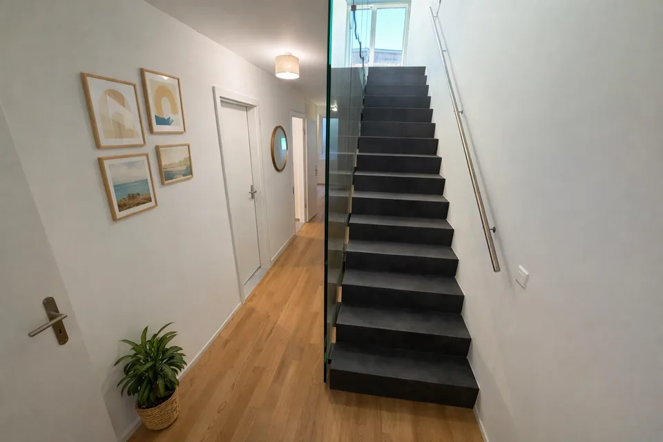 Magnifico e luminoso triplex di 4.5 locali con terrazza a Porrentruy – foto 9 di 13
