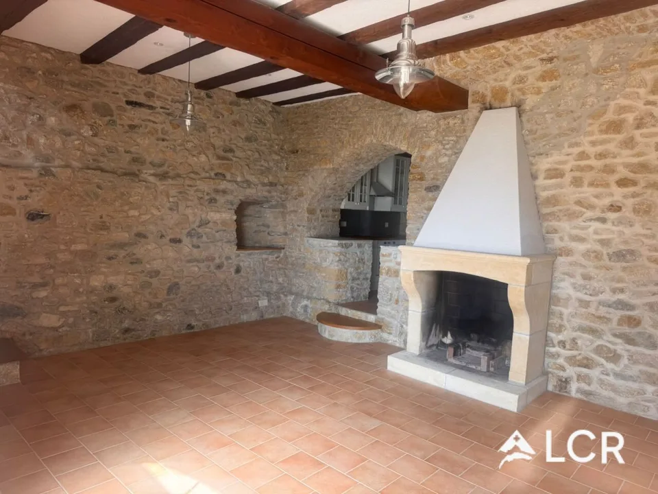 À louer - Appartement 3.5 pièces avec terrasse dans un bâtiment de caractère à Corcelles (NE)