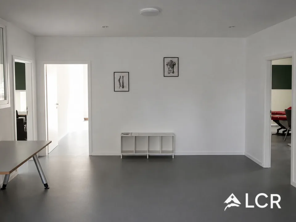 Stanza di 217m² nell'ex scuderia del castello di Vaumarcus