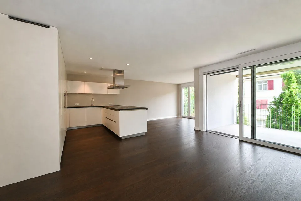 Exklusive 3.5-Zimmer-Wohnung auf Eigentumsstandard in Zürich-Schwamendingen