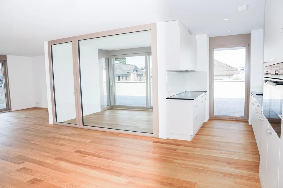 Schöne, moderne Wohnung an zentraler Lage mit traumhafter Terrasse