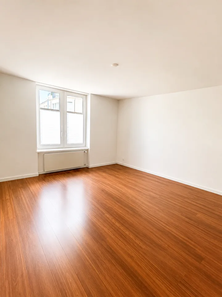 1 Büroetage an Toplage – 100 m2 – befristet bis 31.05.2027