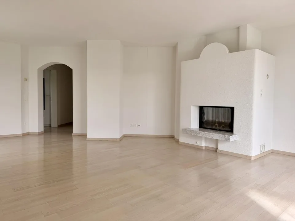Appartamento attraente di 4,5 locali a Uetikon am See