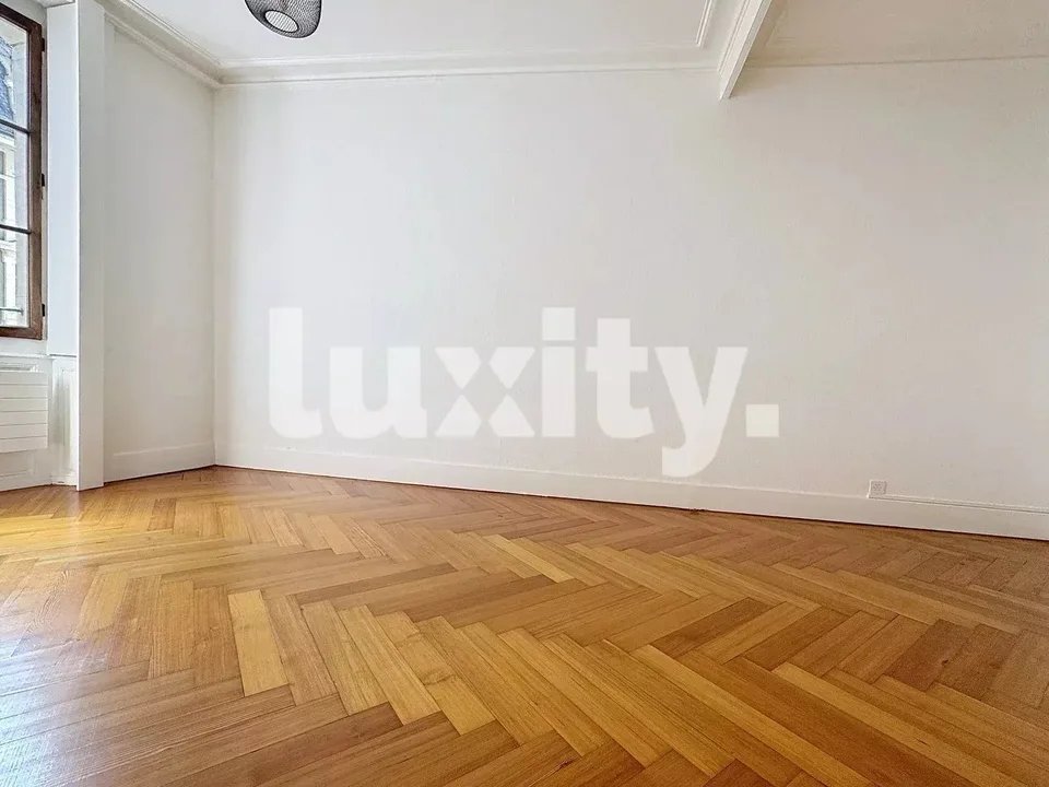 Schöne Wohnung ideal gelegen.