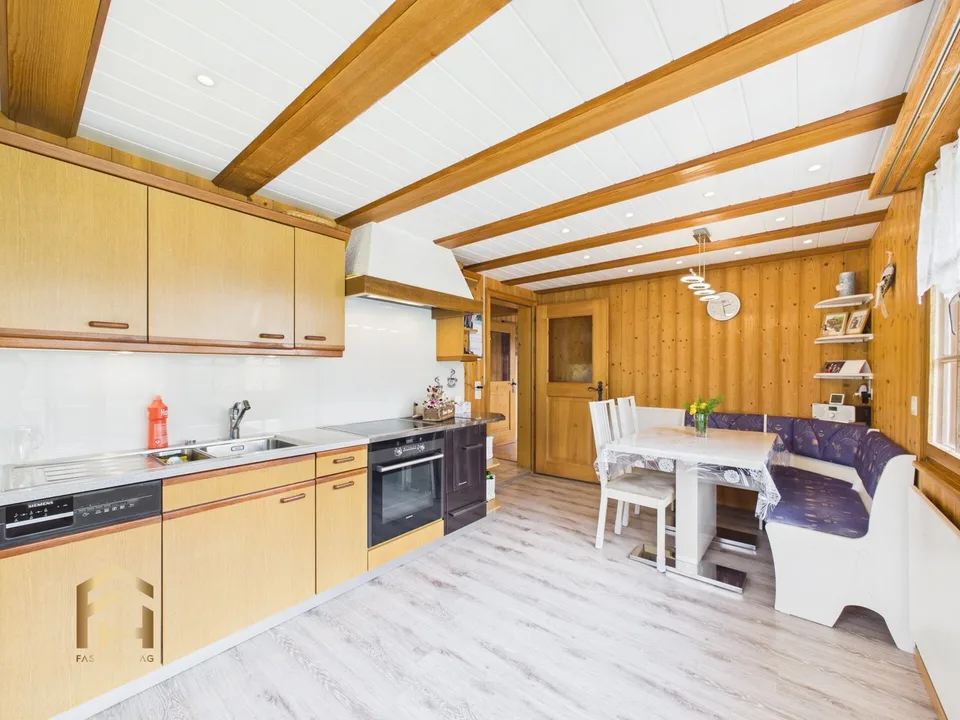 Sonniges Chalet mit Einliegerwohnung und traumhafter Aussicht