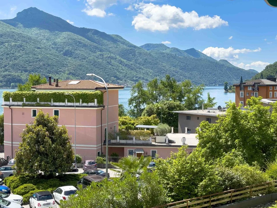 Appartamento 3.5 locali con parziale vista lago a Melide