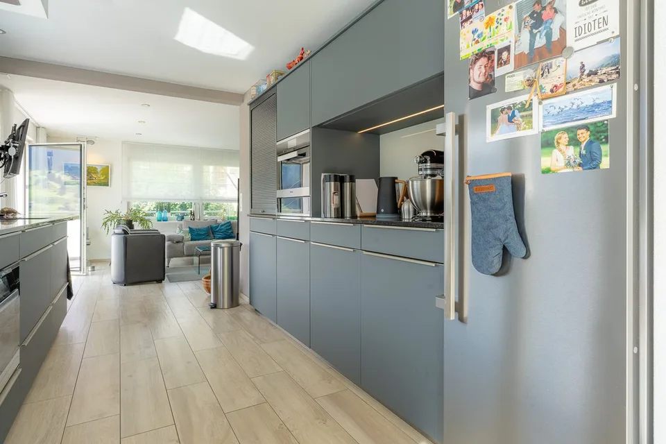 MAISON MULTIFAMILIALE DANS UN EMPLACEMENT CENTRAL ET CALME