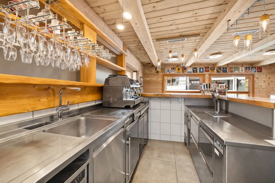 MIETSHAUS MIT VERSCHIEDENEN NUTZUNGSMÖGLICHKEITEN - ZU GREIFEN! – Foto 8 von 13