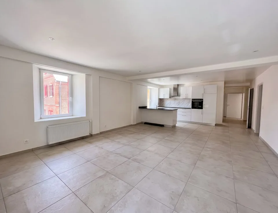 Appartement B - 2,5 pièces, avec balcon - Cadre agréable à Couvet