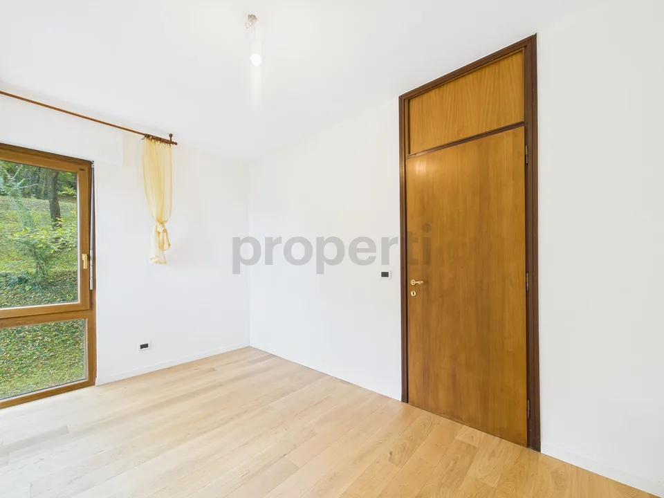Superbe appartement rénové de 3,5 pièces avec vue sur le lac