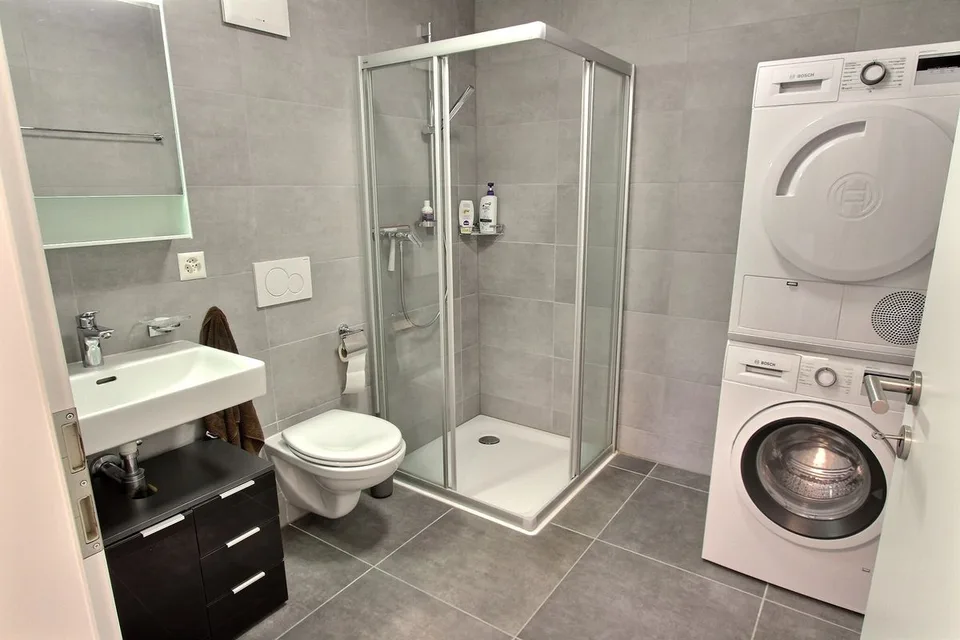 Geräumige und neue 2,5-Zimmer-Wohnung