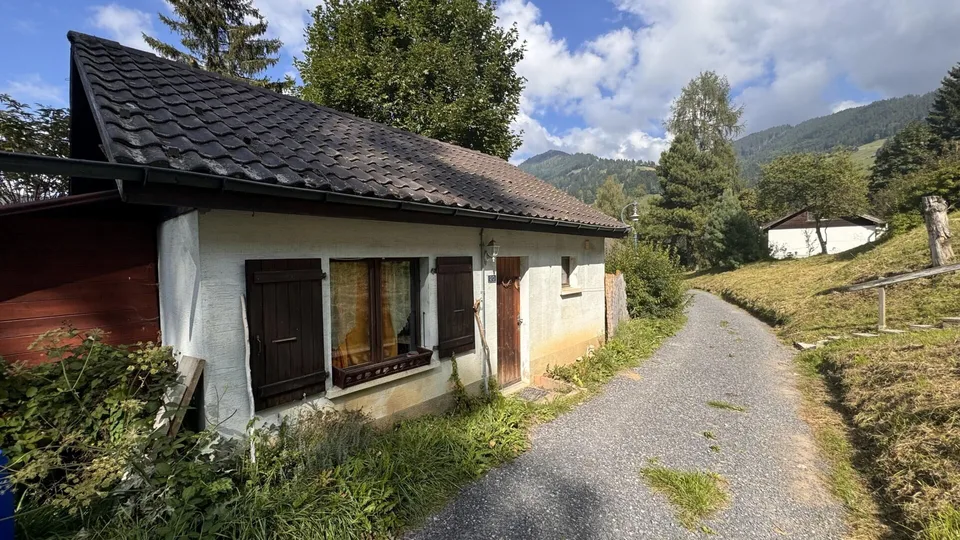 2-Room Semi-Detached House in Montreux – photo 11 of 13