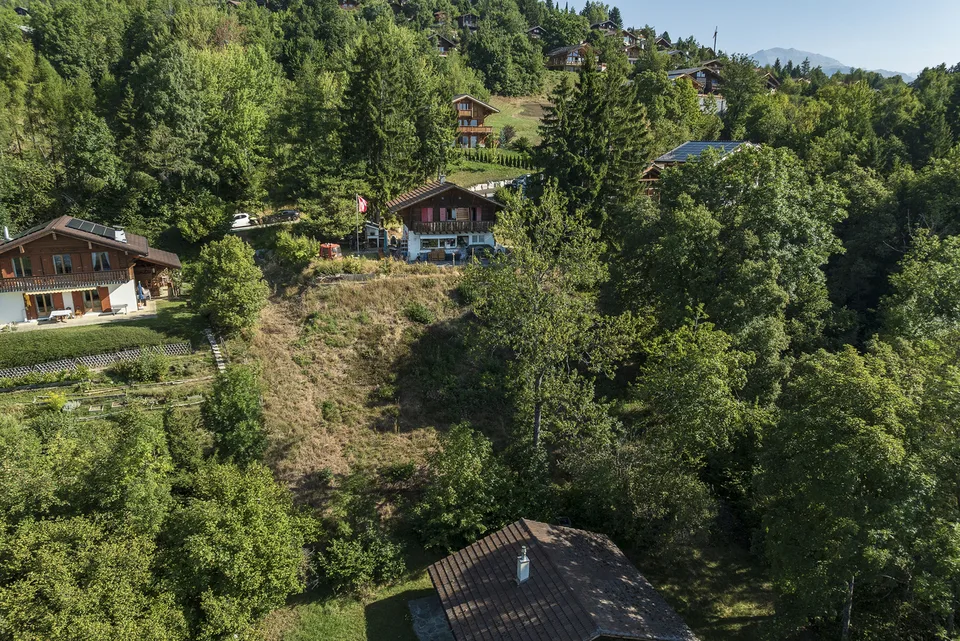 IL TUO CHALET DA COSTRUIRE A 15 MINUTI DA SION SULLE ALTEZZE!