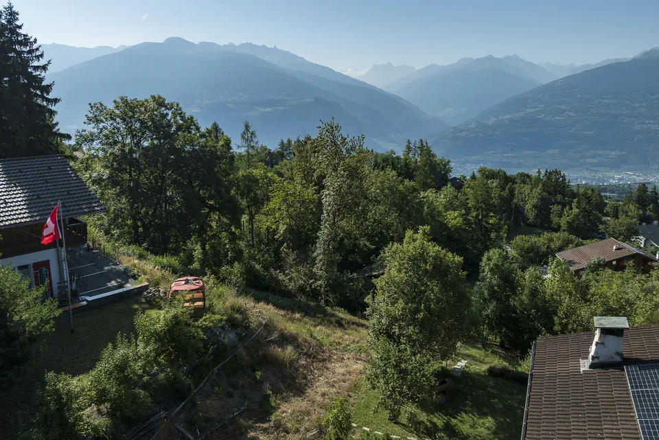 IL TUO CHALET DA COSTRUIRE A 15 MINUTI DA SION SULLE ALTEZZE!