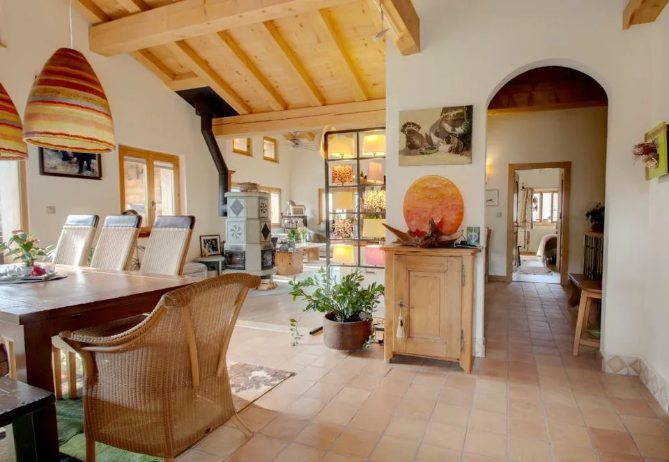 RARE ARTIKEL! Familienchalet in ruhiger und sonniger Lage