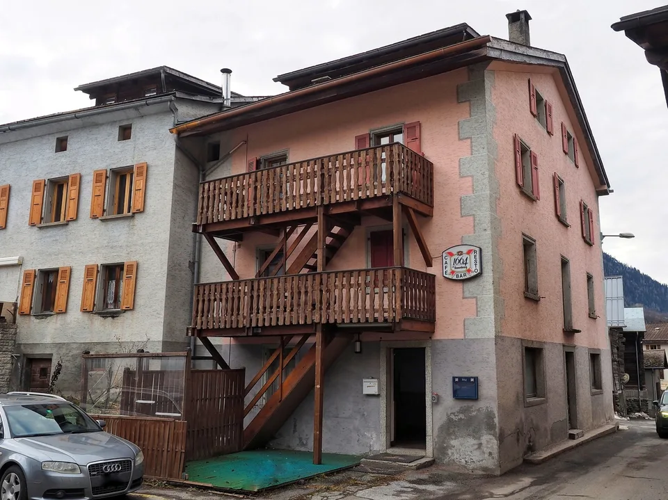 Immeuble mixte à Versegères