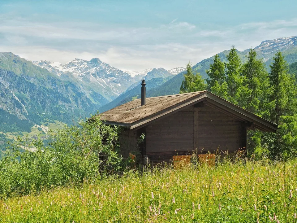 Chalet au coeur de la nature avec vue sur la vallée