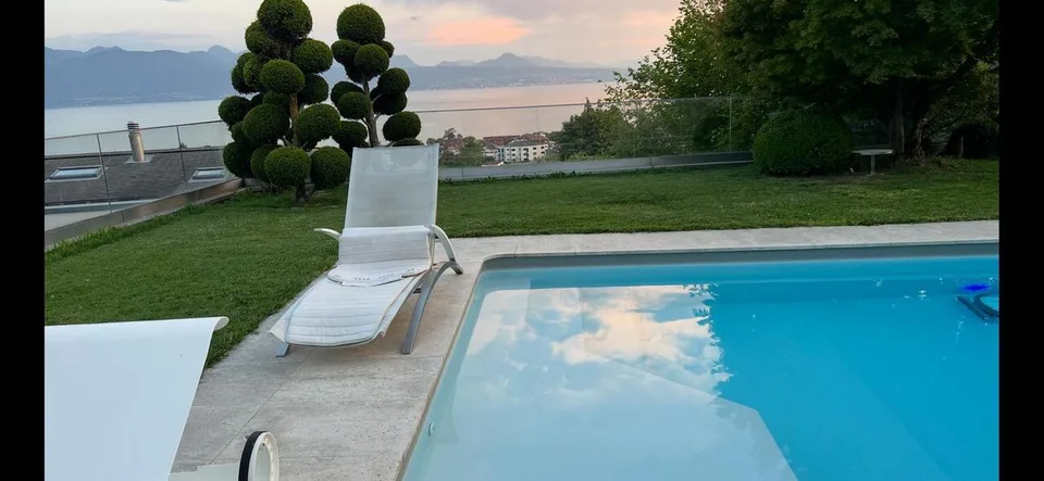 Magnifique propriété sur un terrain de 1734m2 à vendre à Lutry