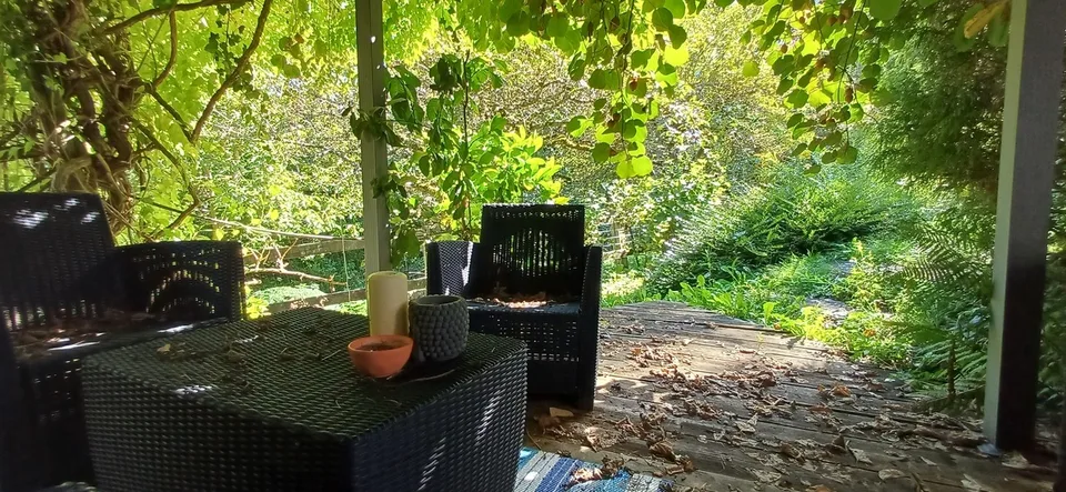 ACCUEILLANTE MAISON DE 9 PCS. CHARME ET CARACTAIRE. 2000 M². RUISSEAU – photo 6 sur 13